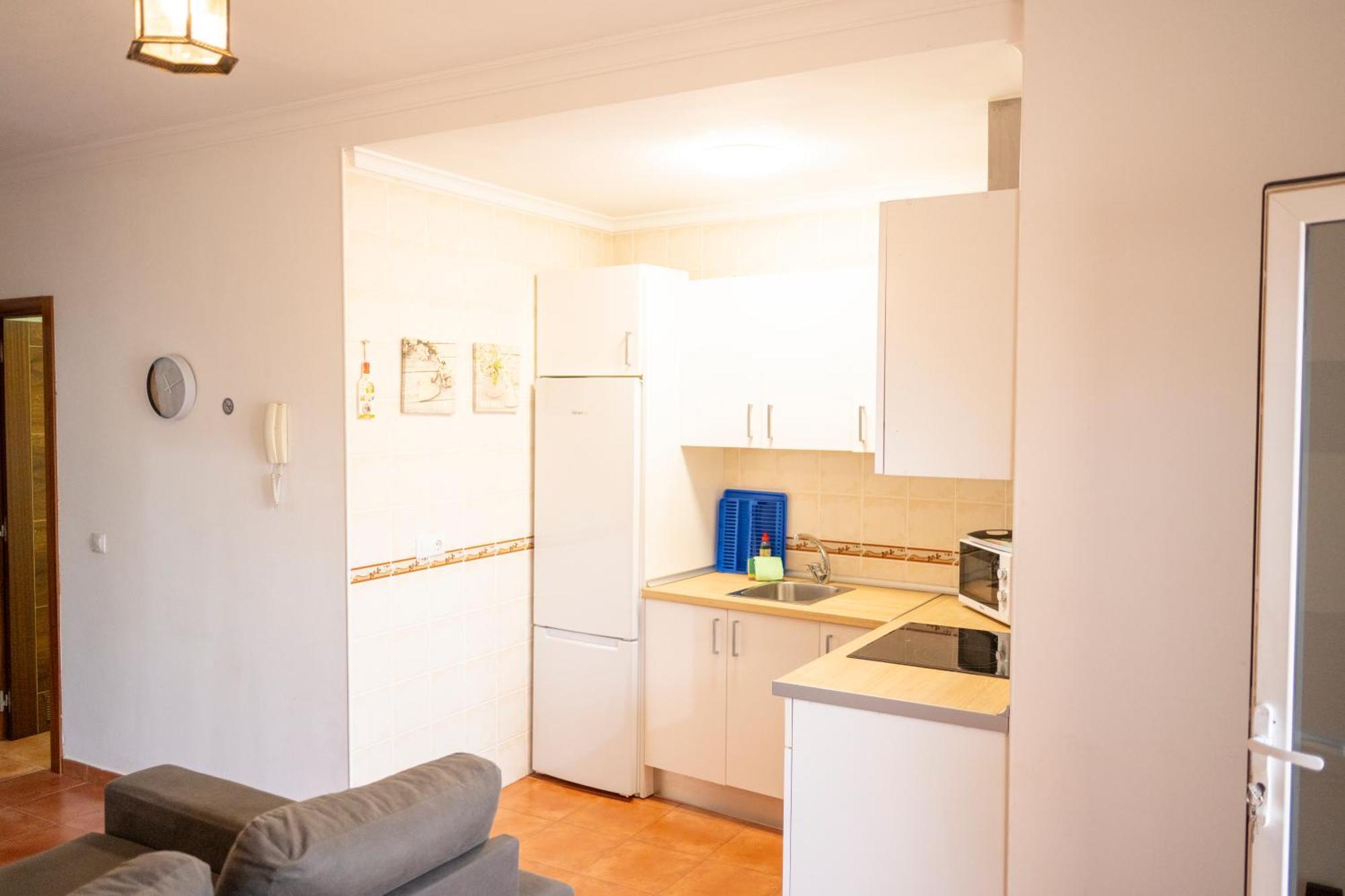 Amolan Vv Airport Apartment El Matorral Екстериор снимка